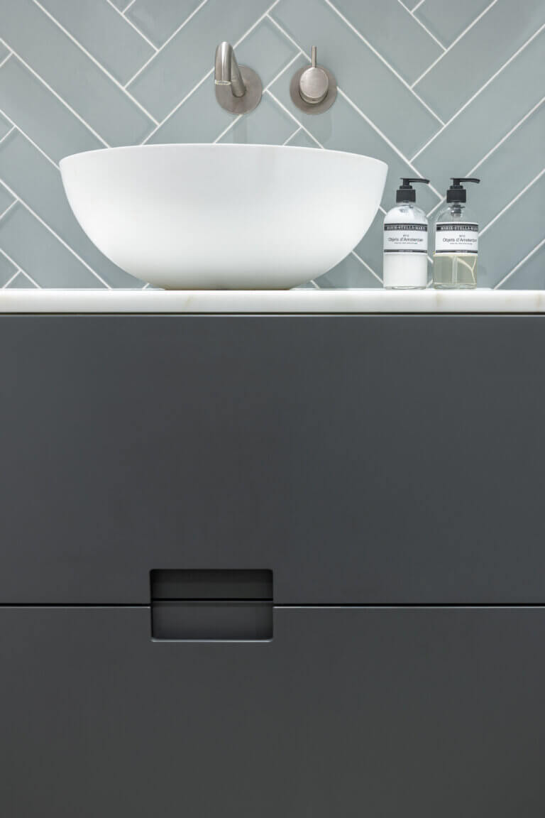 kona-studio-interior-architect-amsterdam-atelier-home-bathroom-sink